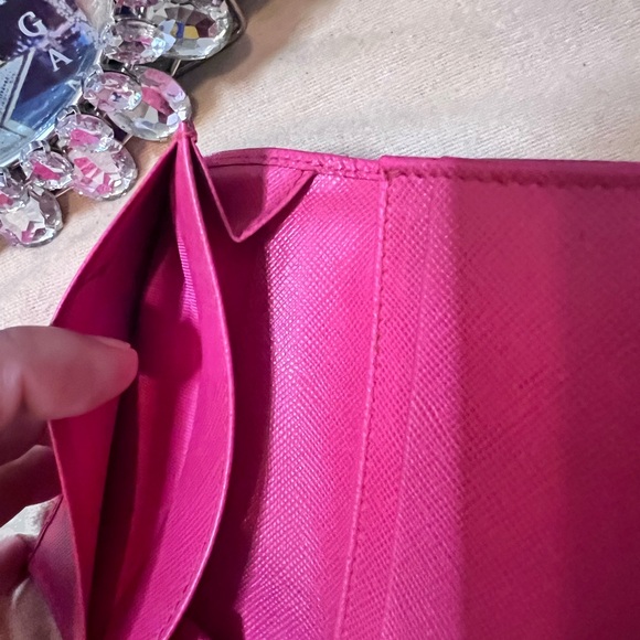 PRADA Card Case Bi-Fold Saffiano Leather Pink Women Logo Authentic - Picture 2 of 8
